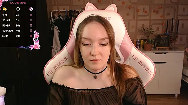 MoonlishSiren online show from 6, 12, 2024