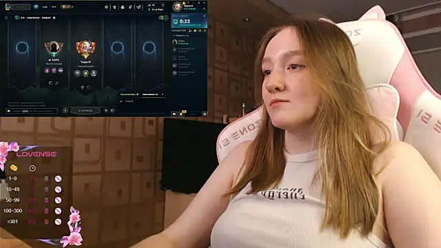 MoonlishSiren online show from 19, 10, 2025