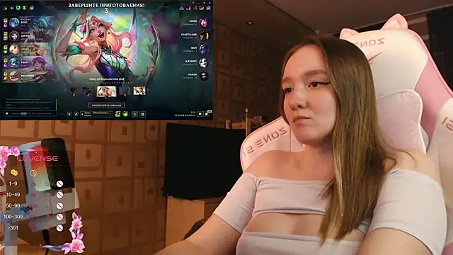 MoonlishSiren online show from 20, 10, 2025