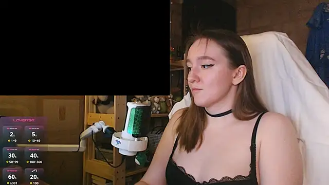MoonlishSiren online show from 25, 7, 2026