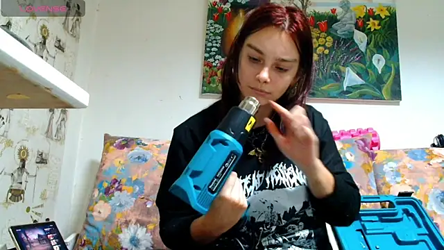 Sophie Bell online show from 29, 1, 2025