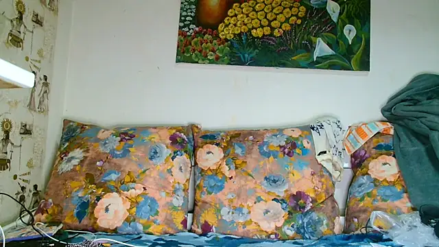 Sophie Bell online show from 1, 10, 2025