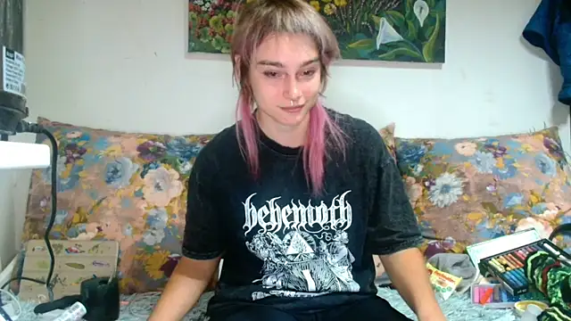 Sophie Bell online show from 19, 10, 2025