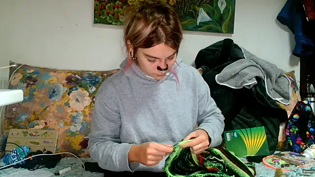 Sophie Bell online show from 23, 10, 2025