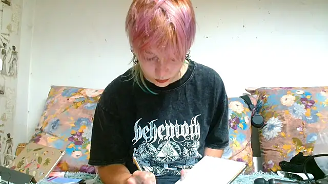 Snapshot of Sophie_Bell chatting on 13, 6, 2026 Sophie Bell online show from 13, 6, 2026