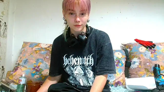 Sophie Bell online show from 14, 6, 2026