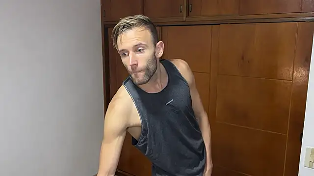 Snapshot of aquilesmade chatting on 29, 12, 2024 aquilesmade online show from 29, 12, 2024