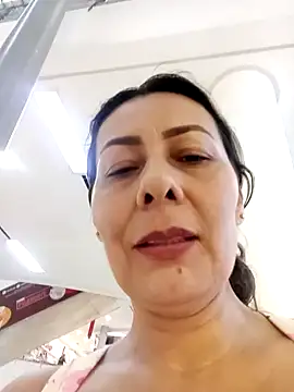 Snapshot of Mia-funny20 chatting on 17, 1, 2025 Mia-funny20 online show from 17, 1, 2025