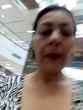 Snapshot of Mia-funny20 chatting on 3, 2, 2025 Mia-funny20 online show from 3, 2, 2025