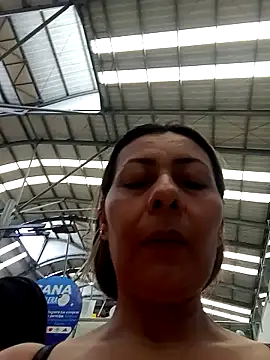 Snapshot of Mia-funny20 chatting on 4, 2, 2025 Mia-funny20 online show from 4, 2, 2025