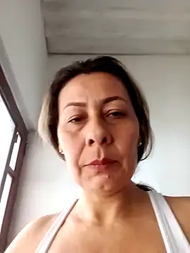 Snapshot of Mia-funny20 chatting on 13, 2, 2025 Mia-funny20 online show from 13, 2, 2025