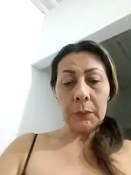 Snapshot of Mia-funny20 chatting on 23, 2, 2025 Mia-funny20 online show from 23, 2, 2025