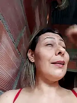 Snapshot of Mia-funny20 chatting on 4, 3, 2025 Mia-funny20 online show from 4, 3, 2025