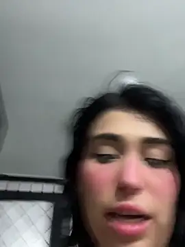 emma  cute   online show from 21, 12, 2025