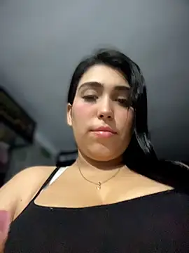 emma  cute   online show from 16, 4, 2026