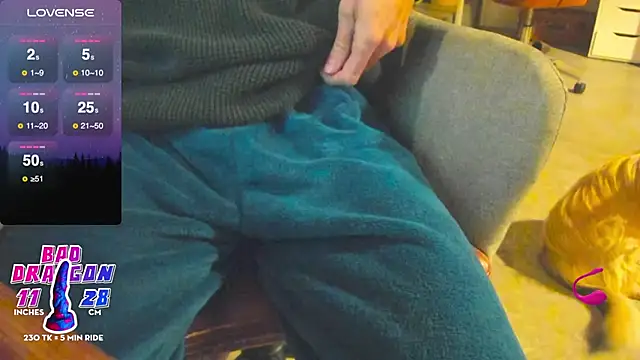 sexy in the dark online show from 10, 2, 2025