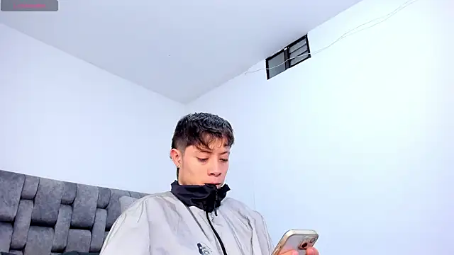 MarcusCollinss  online show from 20, 12, 2024