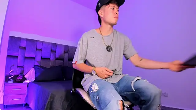 MarcusCollinss  online show from 27, 12, 2024