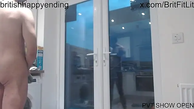 Snapshot of BritishHappyEnding chatting on 21, 12, 2024 BritishHappyEnding online show from 21, 12, 2024