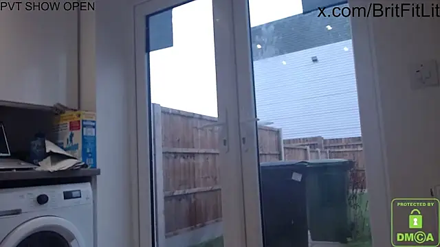 Snapshot of BritishHappyEnding chatting on 1, 1, 2025 BritishHappyEnding online show from 1, 1, 2025