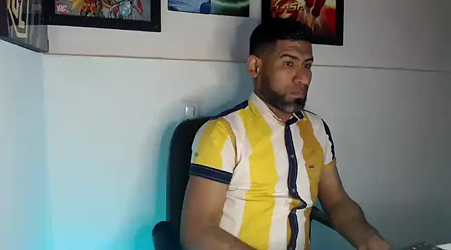 Snapshot of Enriblack92 chatting on 5, 12, 2024 Enriblack92 online show from 5, 12, 2024