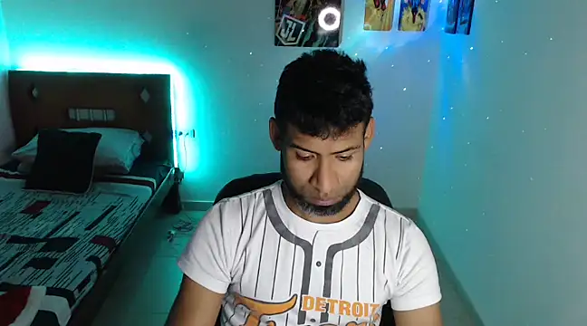 Snapshot of Enriblack92 chatting on 26, 12, 2024 Enriblack92 online show from 26, 12, 2024