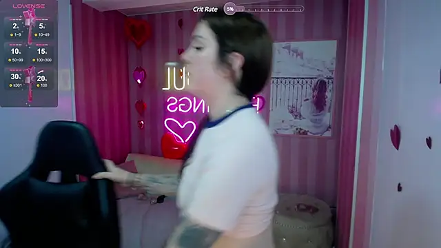 Paula b  online show from 4, 3, 2025