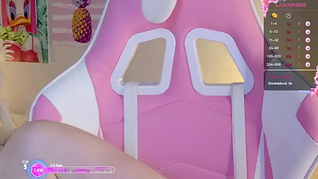 Snapshot of LexieLoree chatting on 12, 1, 2025 LexieLoree online show from 12, 1, 2025