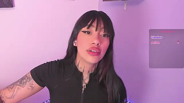 Akari1 Mischief online show from 2, 11, 2025