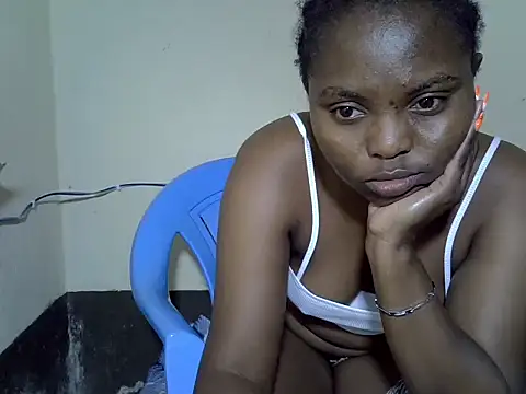 Snapshot of sexy_camara4 chatting on 25, 10, 2025 sexy camara4 online show from 25, 10, 2025