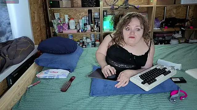 MiniNatalie online show from 7, 1, 2026