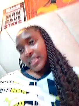 Snapshot of Sweet_mella chatting on 18, 4, 2026 Sweet mella online show from 18, 4, 2026