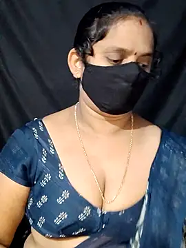 vintage-vibs online show from 2, 2, 2025