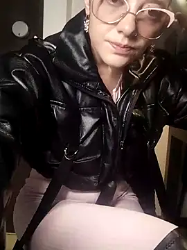 Isabella 21x online show from 15, 3, 2025