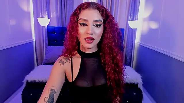 Snapshot of hallsredd chatting on 2, 1, 2025 hallsredd online show from 2, 1, 2025