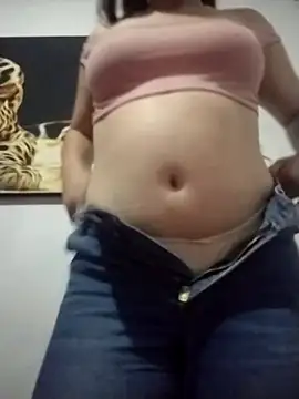 Snapshot of dulccemaria24 chatting on 28, 10, 2025 dulccemaria24 online show from 28, 10, 2025