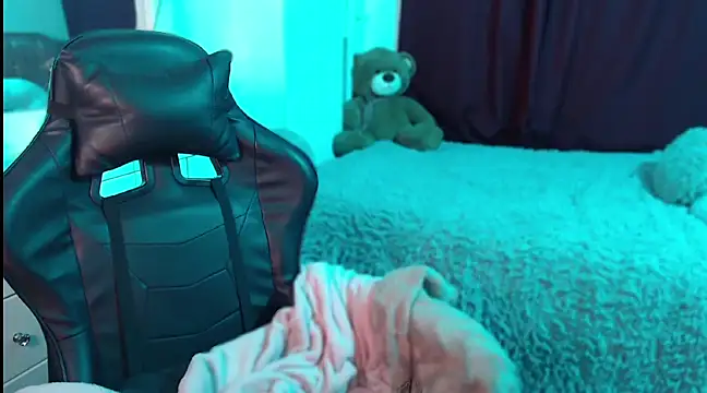 Snapshot of Beamber_ chatting on 9, 2, 2025 Beamber online show from 9, 2, 2025