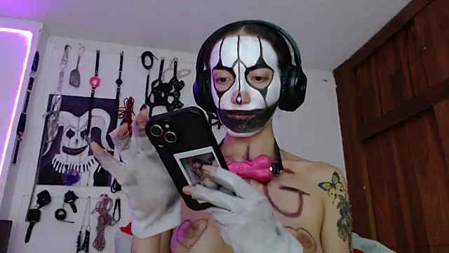 Eloise-brown online show from 4, 1, 2025