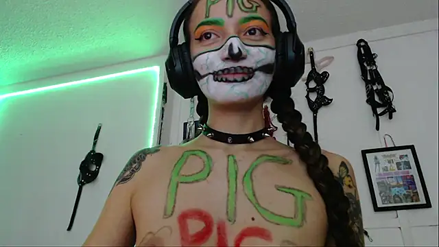 Eloise-brown online show from 20, 1, 2025