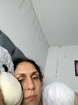 Corina hot online show from 7, 12, 2024