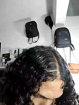 Corina hot online show from 5, 1, 2025