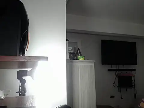 Corina hot online show from 25, 9, 2025