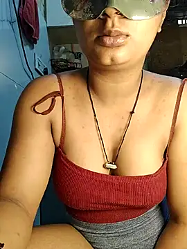 Snapshot of Manpreet_kaur21 chatting on 18, 5, 2026 Manpreet kaur21 online show from 18, 5, 2026