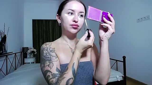 VioletCatt online show from 13, 9, 2025