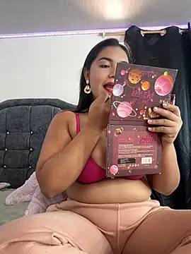 AnnaRosse1 online show from 15, 1, 2025