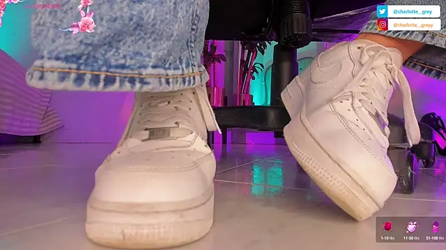 charlotte  grey online show from 10, 10, 2025