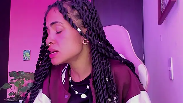 Juanadearco5 online show from 6, 1, 2025