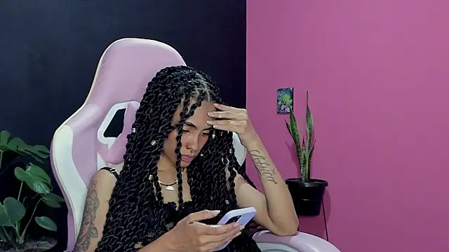 Juanadearco5 online show from 16, 1, 2025