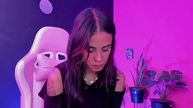 Juanadearco5 online show from 18, 2, 2025