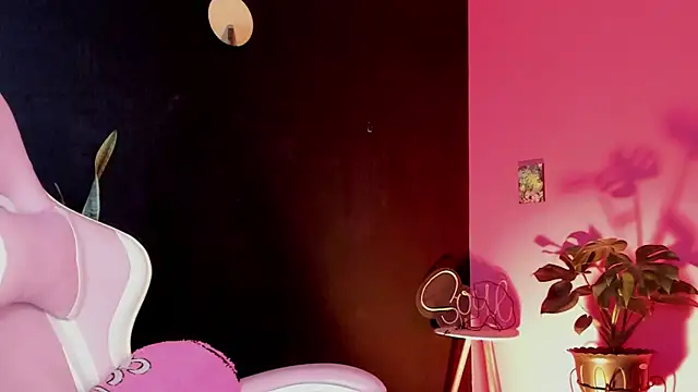 Juanadearco5 online show from 3, 3, 2025